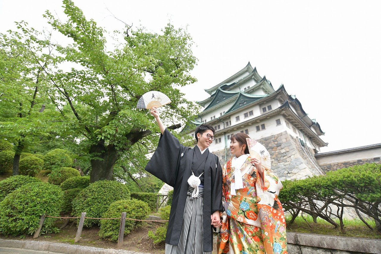 名古屋城の麓で記念撮影