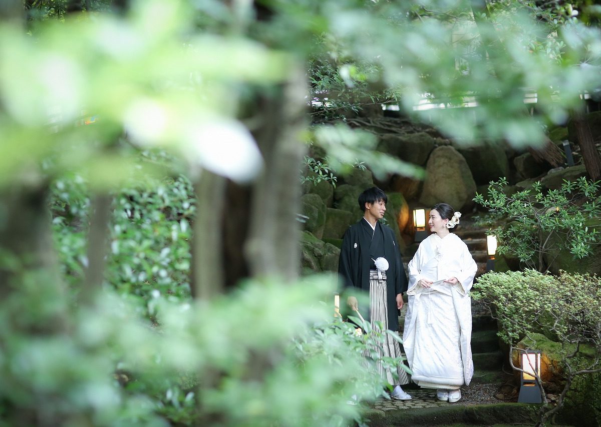 新緑シーズンの庭園風景