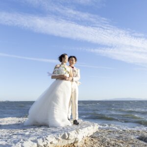 内海ならではの雰囲気を活かした結婚写真